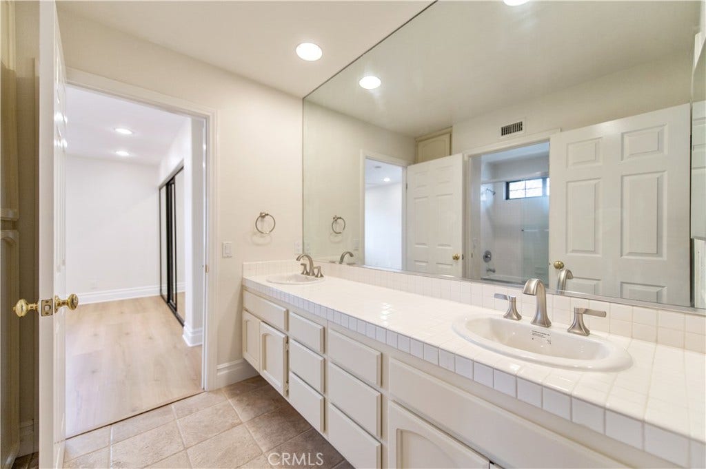 22201 Wayside, Mission Viejo, CA 92692
