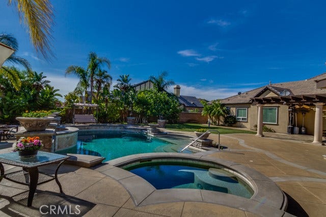 19244 Falabella, Yorba Linda, CA 92886 19244 Falabella, Yorba Linda, CA 92886