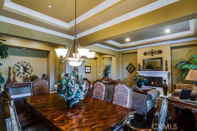 19244 Falabella, Yorba Linda, CA 92886 19244 Falabella, Yorba Linda, CA 92886