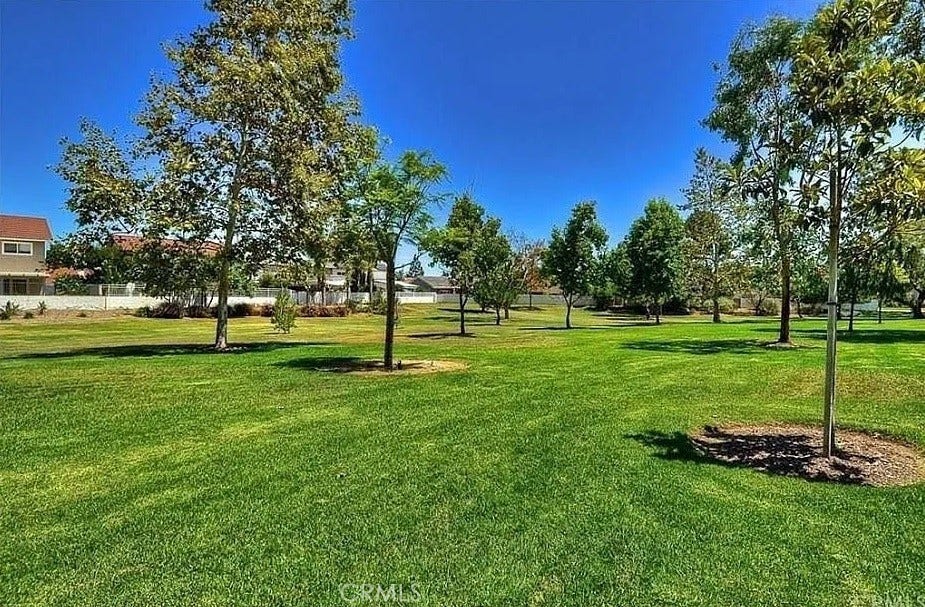 10754 El Rubi, Fountain Valley, CA 92708 10754 El Rubi, Fountain Valley, CA 92708