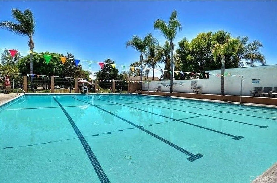 10754 El Rubi, Fountain Valley, CA 92708 10754 El Rubi, Fountain Valley, CA 92708