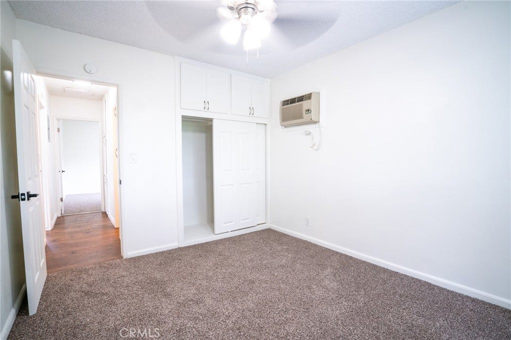 140 W Orangethorpe Avenue, Placentia, CA 92870 140 W Orangethorpe Avenue, Placentia, CA 92870