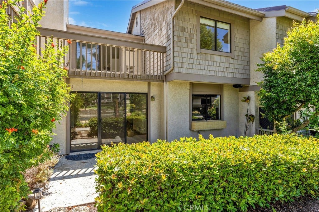 27061 Mill Pond Road, #40, Dana Point, CA 92624 27061 Mill Pond Road, #40, Dana Point, CA 92624