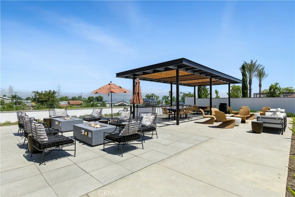 2265 Sagebrush Loop, Montebello, CA 90640 Rec Center Exterior
