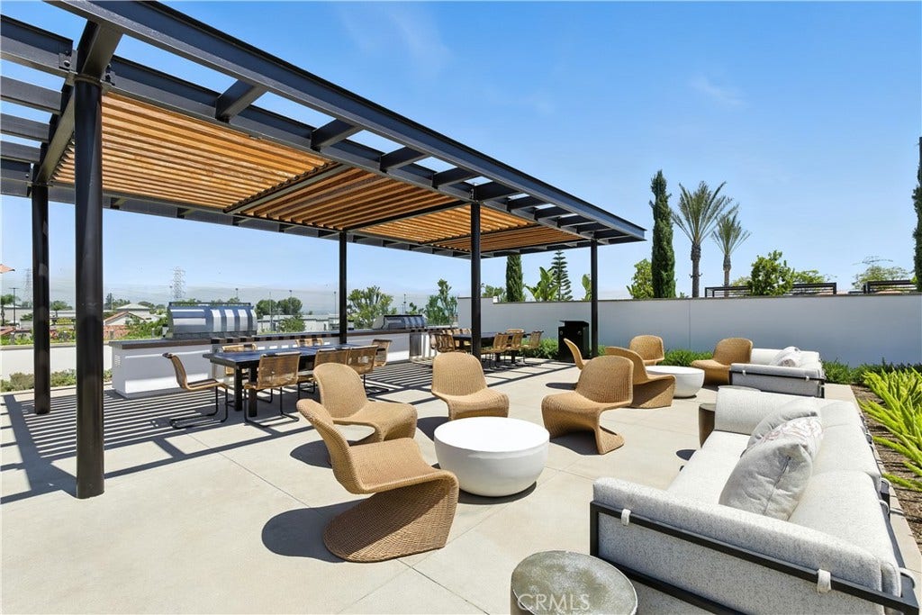 2265 Sagebrush Loop, Montebello, CA 90640 Rec Center Exterior