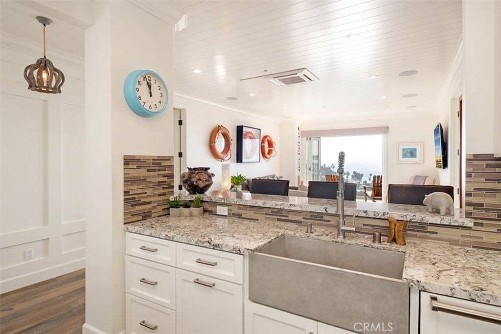21734 Wesley Drive, #5, Laguna Beach, CA 92651 21734 Wesley Drive, #5, Laguna Beach, CA 92651