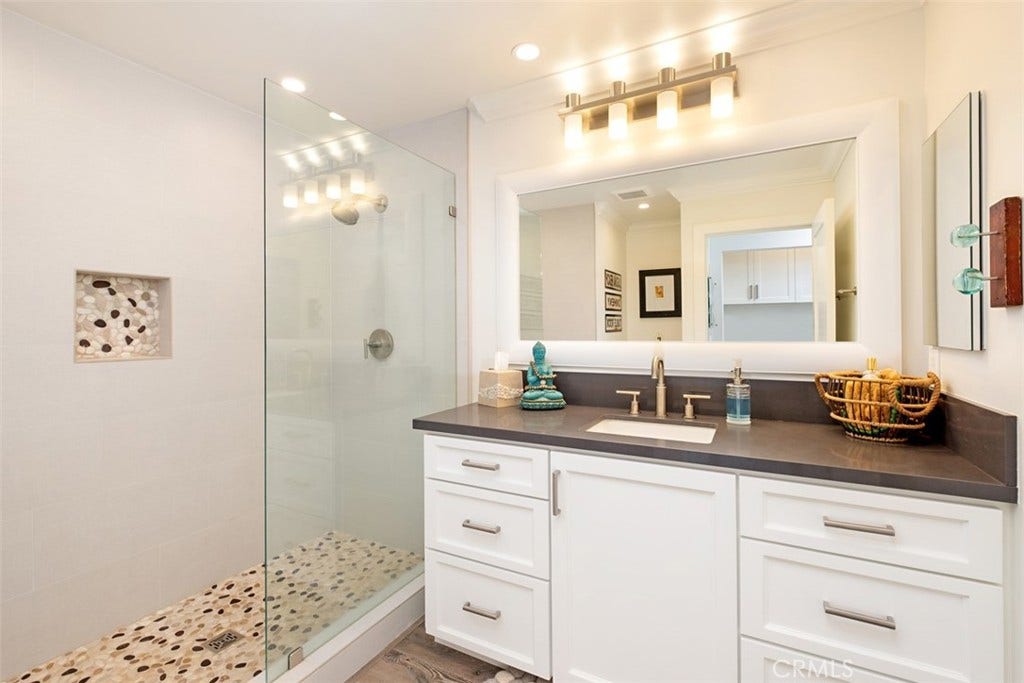 21734 Wesley Drive, #5, Laguna Beach, CA 92651 21734 Wesley Drive, #5, Laguna Beach, CA 92651