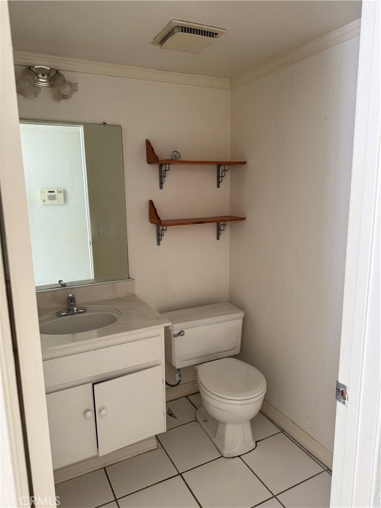 25885 Trabuco Road, Lake Forest, CA 92630 25885 Trabuco Road, Lake Forest, CA 92630