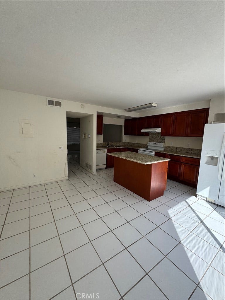 25885 Trabuco Road, Lake Forest, CA 92630 25885 Trabuco Road, Lake Forest, CA 92630