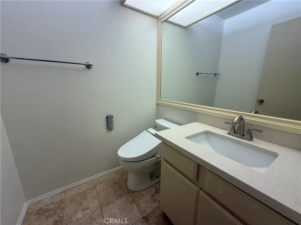 2971 Plaza Del Amo, #251, Torrance, CA 90503 2971 Plaza Del Amo, #251, Torrance, CA 90503