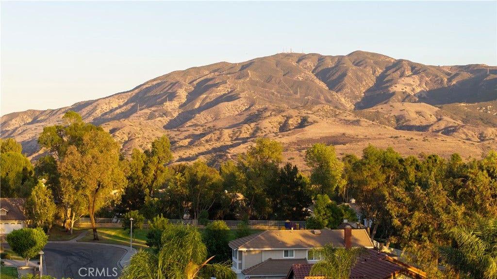 5570 Via Verano, Yorba Linda, CA 92887 5570 Via Verano, Yorba Linda, CA 92887