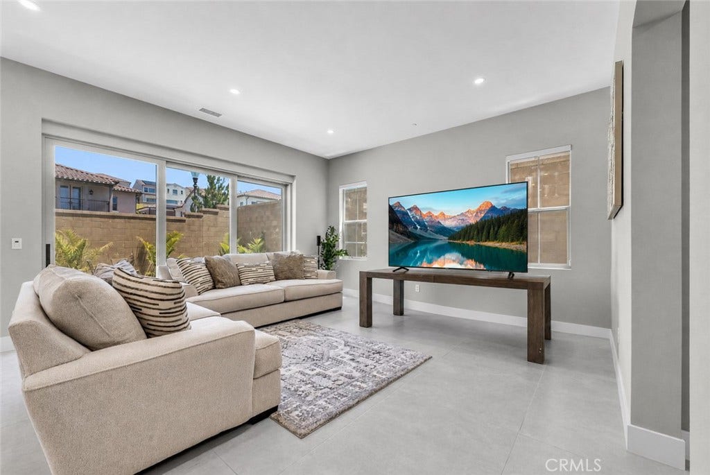 118 Eversedge, Irvine, CA 92618 118 Eversedge, Irvine, CA 92618