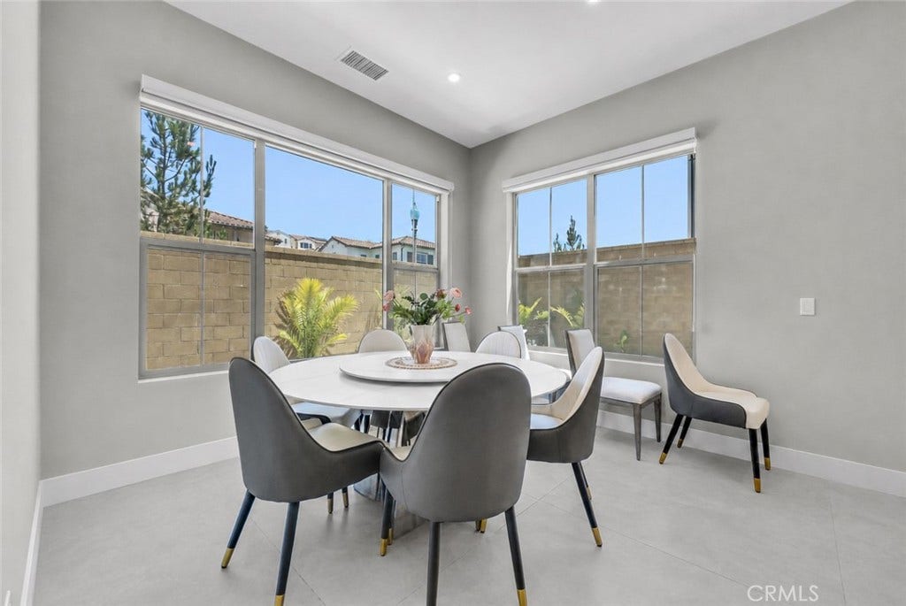118 Eversedge, Irvine, CA 92618 118 Eversedge, Irvine, CA 92618