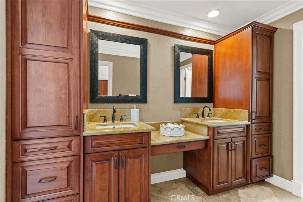 6573 E North View, Anaheim, CA 92807