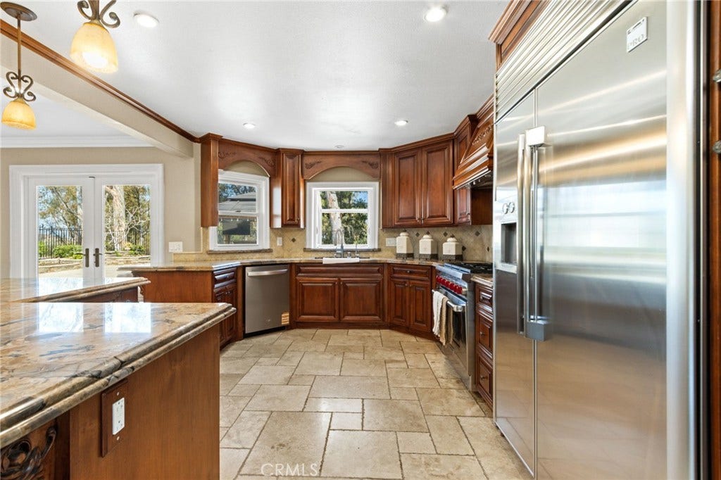 6573 E North View, Anaheim, CA 92807