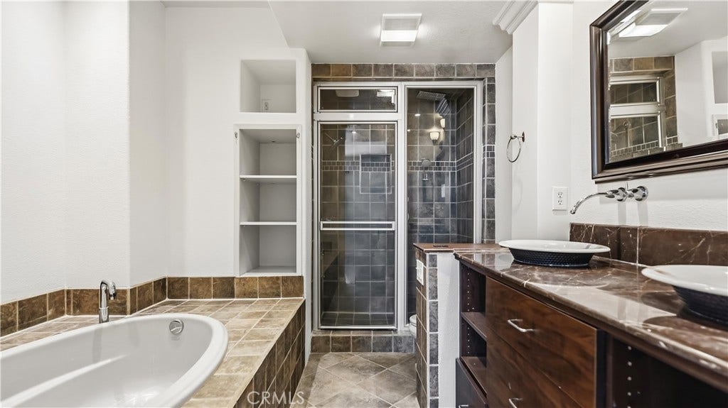 28564 Sorano, Lake Forest, CA 92679 28564 Sorano, Lake Forest, CA 92679