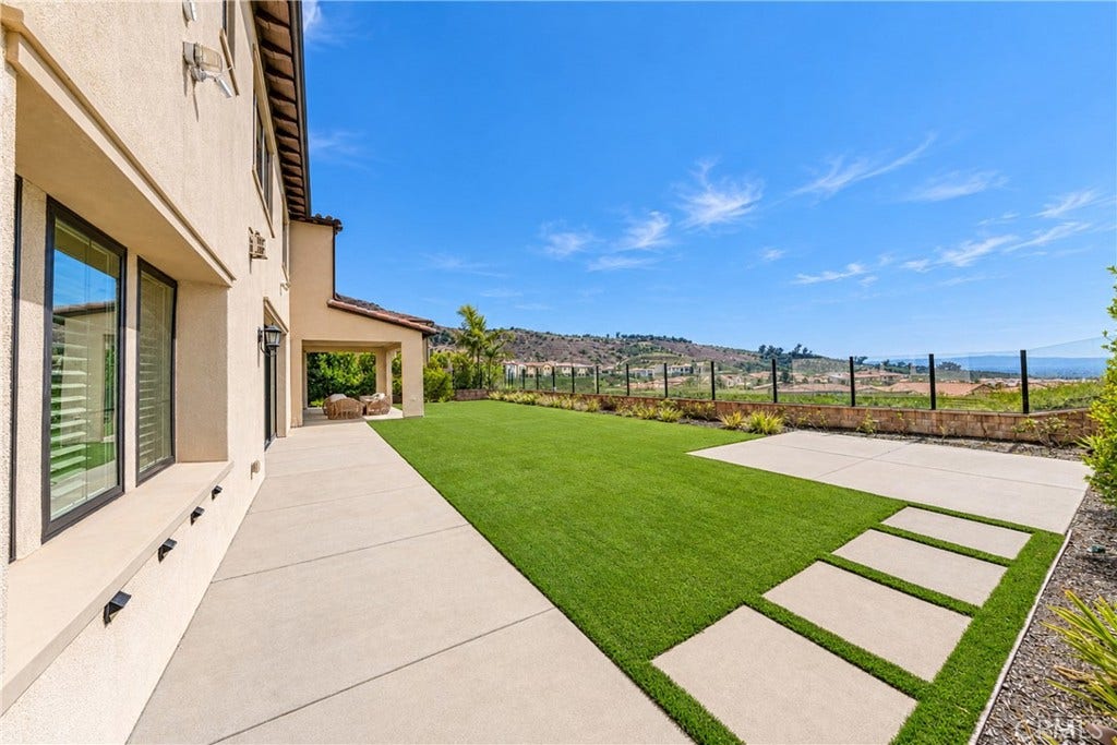 166 Leafy Pass, Irvine, CA 92602 166 Leafy Pass, Irvine, CA 92602