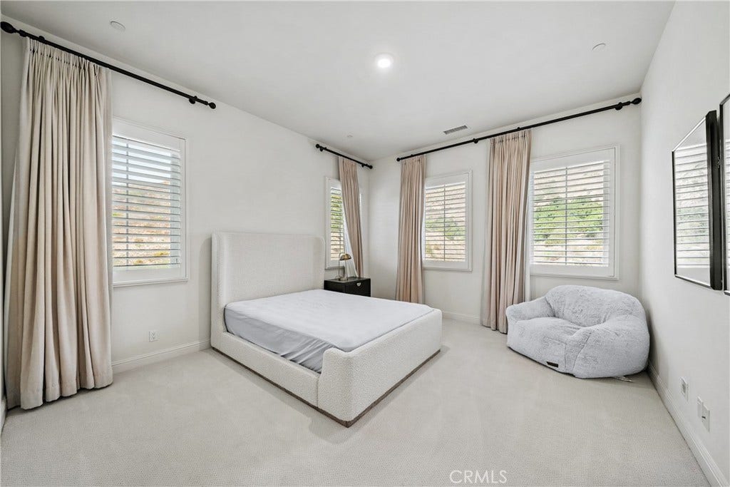 166 Leafy Pass, Irvine, CA 92602 166 Leafy Pass, Irvine, CA 92602