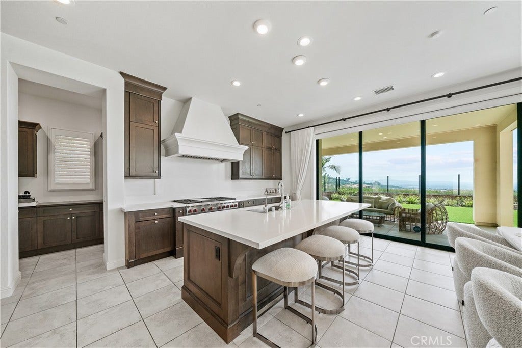166 Leafy Pass, Irvine, CA 92602 166 Leafy Pass, Irvine, CA 92602