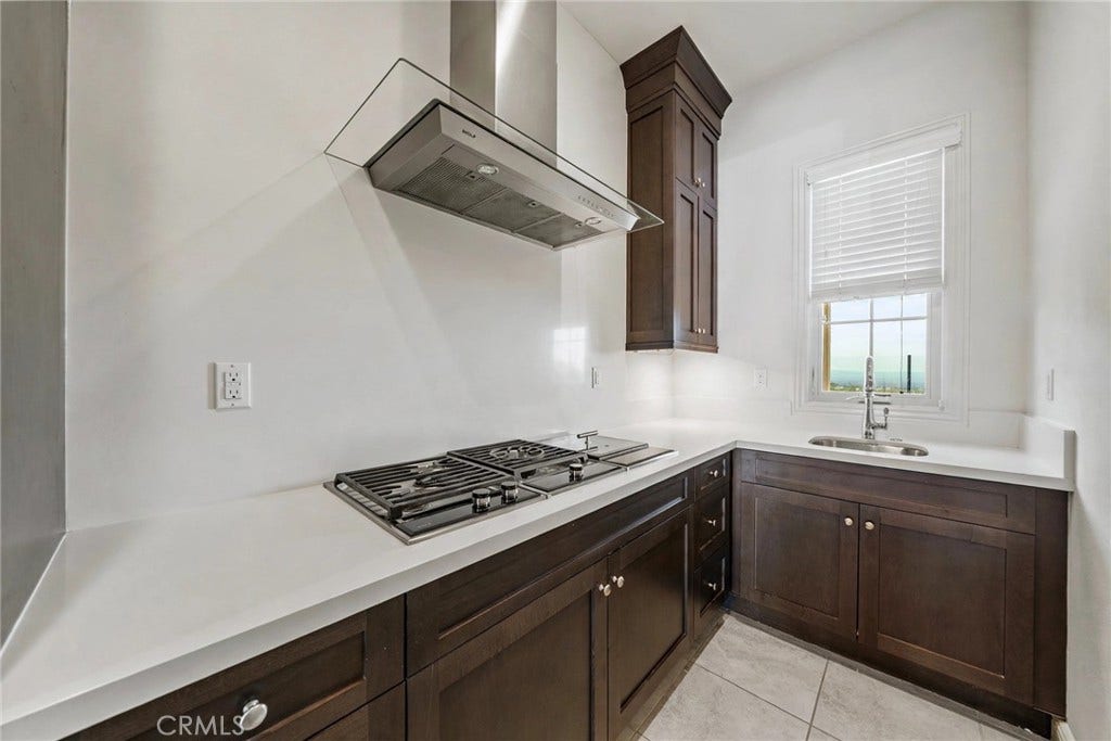 166 Leafy Pass, Irvine, CA 92602 166 Leafy Pass, Irvine, CA 92602