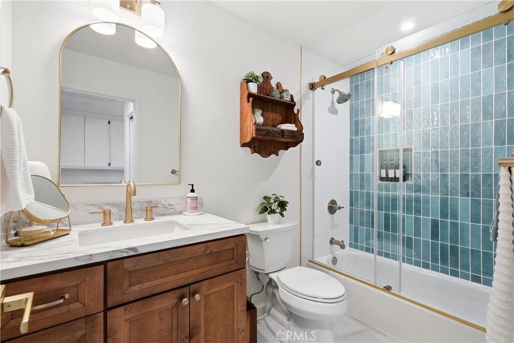 20212 Sealargo, Huntington Beach, CA 92646 20212 Sealargo, Huntington Beach, CA 92646