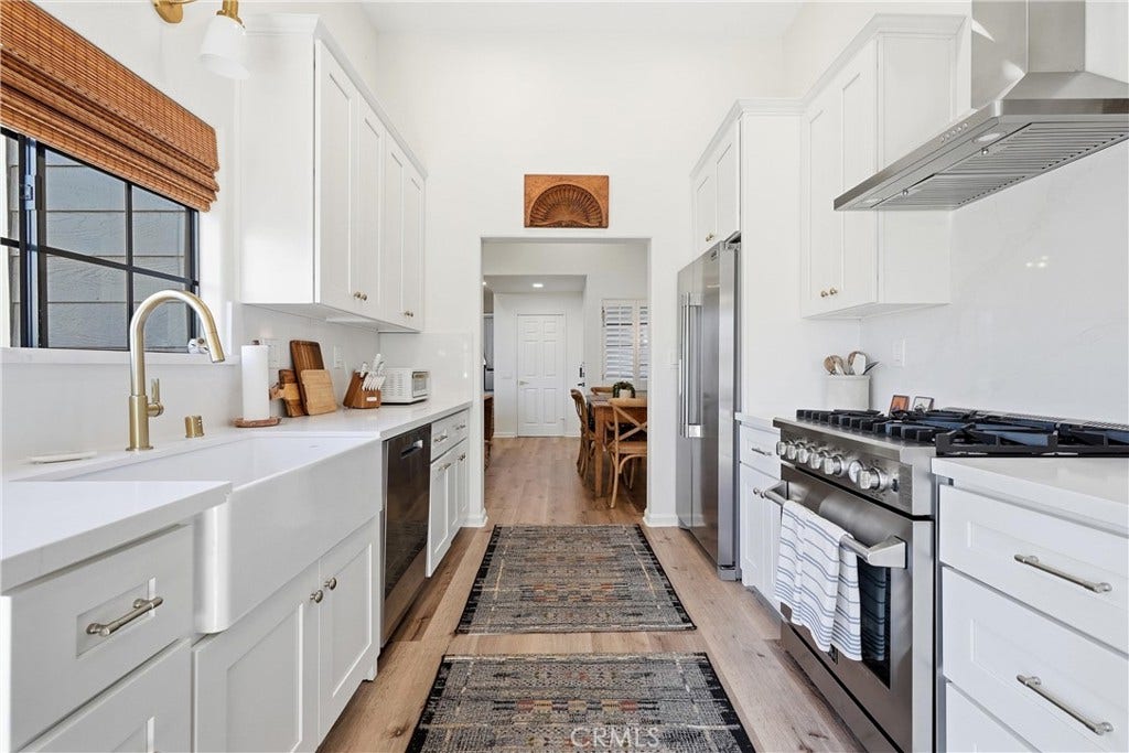 20212 Sealargo, Huntington Beach, CA 92646 20212 Sealargo, Huntington Beach, CA 92646