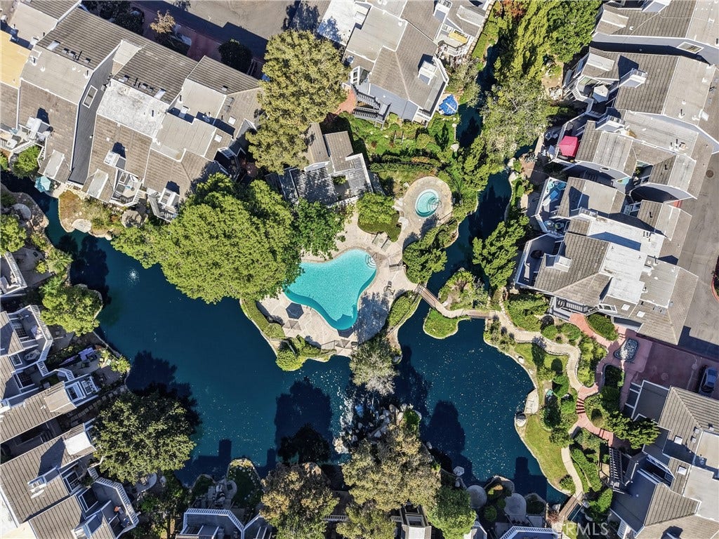 20212 Sealargo, Huntington Beach, CA 92646 20212 Sealargo, Huntington Beach, CA 92646