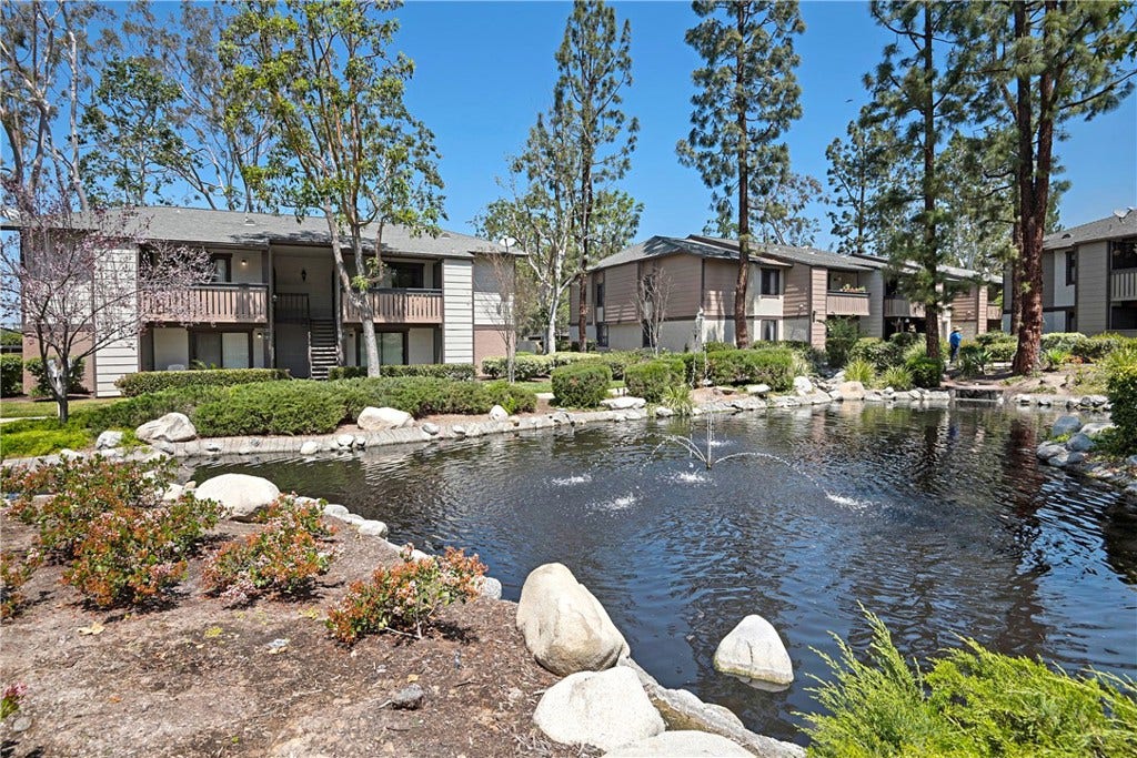 20702 El Toro, #414, Lake Forest, CA 92630 20702 El Toro, #414, Lake Forest, CA 92630