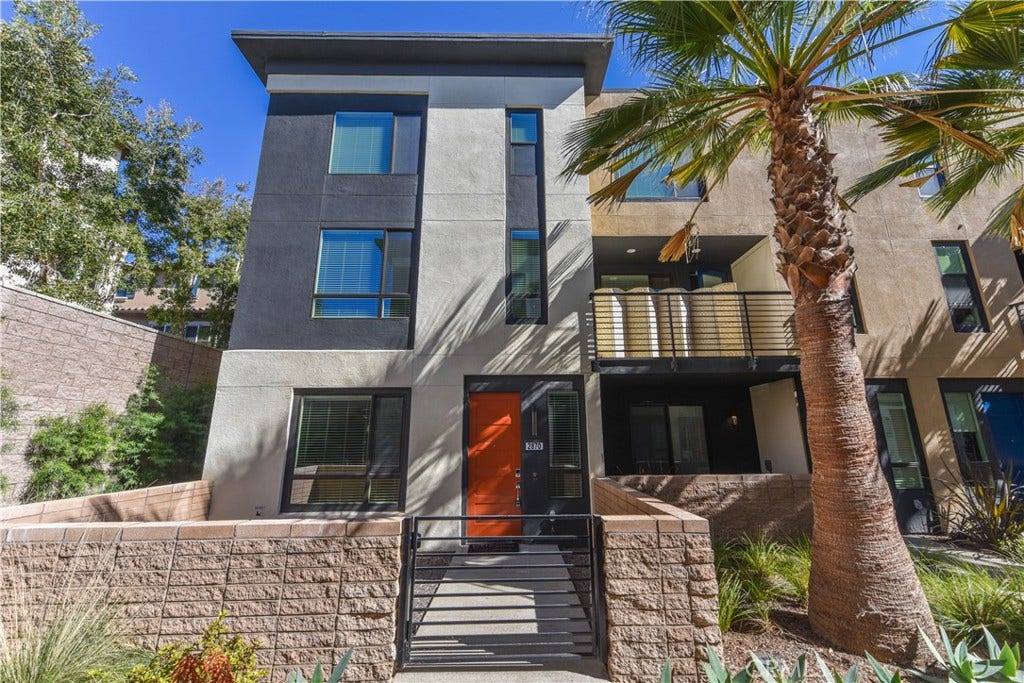 2870 N Glassell Street, Orange, CA 92865 2870 N Glassell Street, Orange, CA 92865