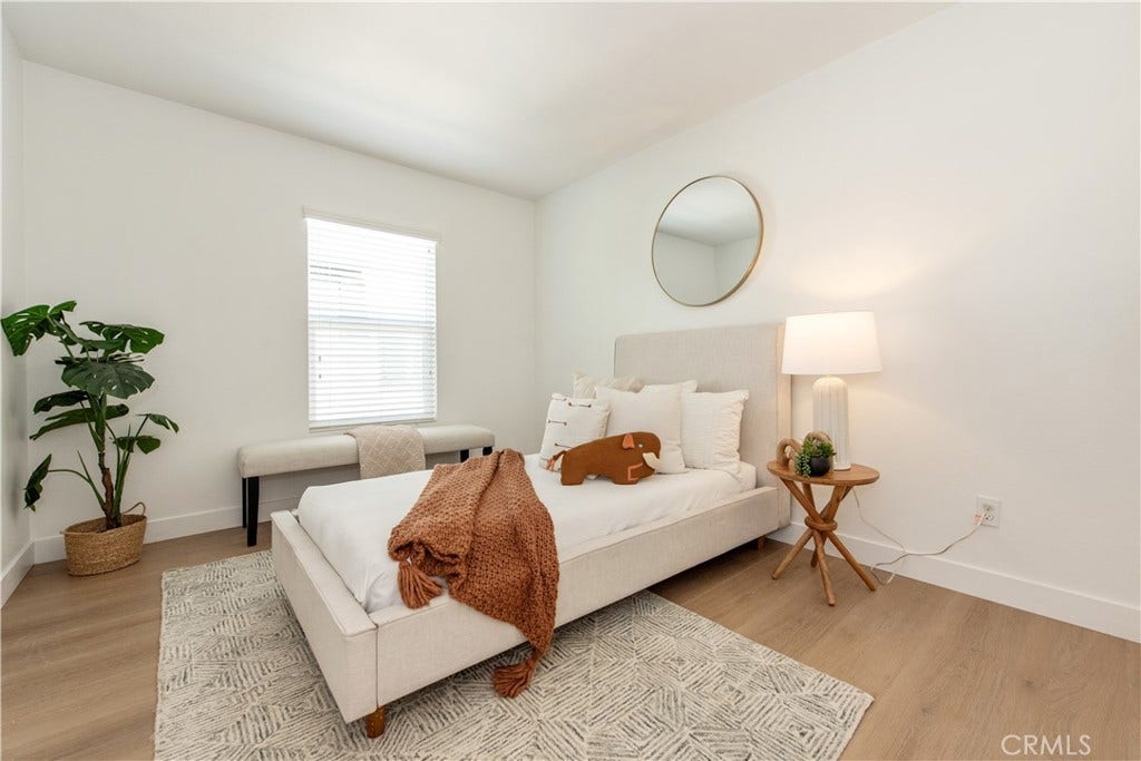 2870 N Glassell Street, Orange, CA 92865 2870 N Glassell Street, Orange, CA 92865