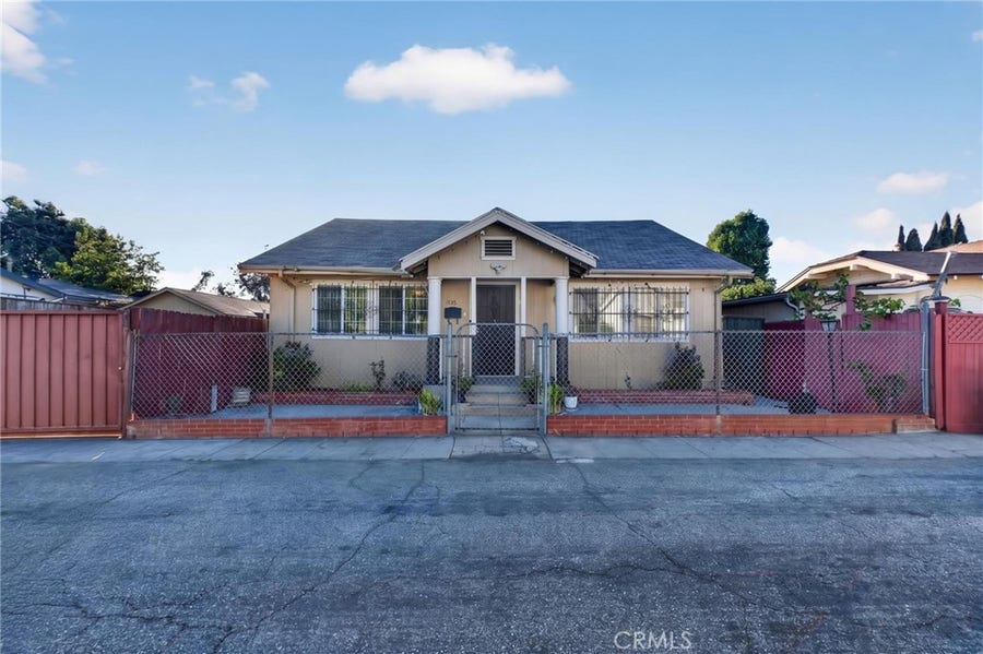 Property photo for 1135 Larch, Inglewood, CA