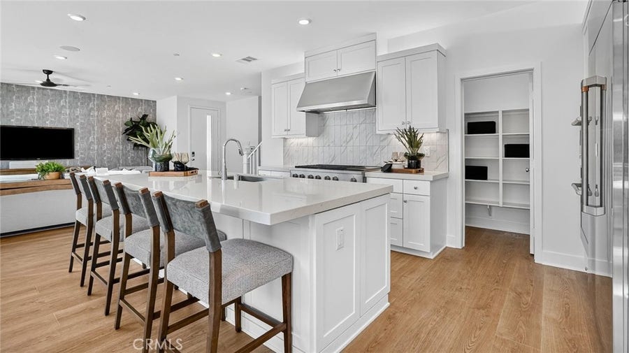 Property photo for 27129 Prominence Lane, Valencia, CA