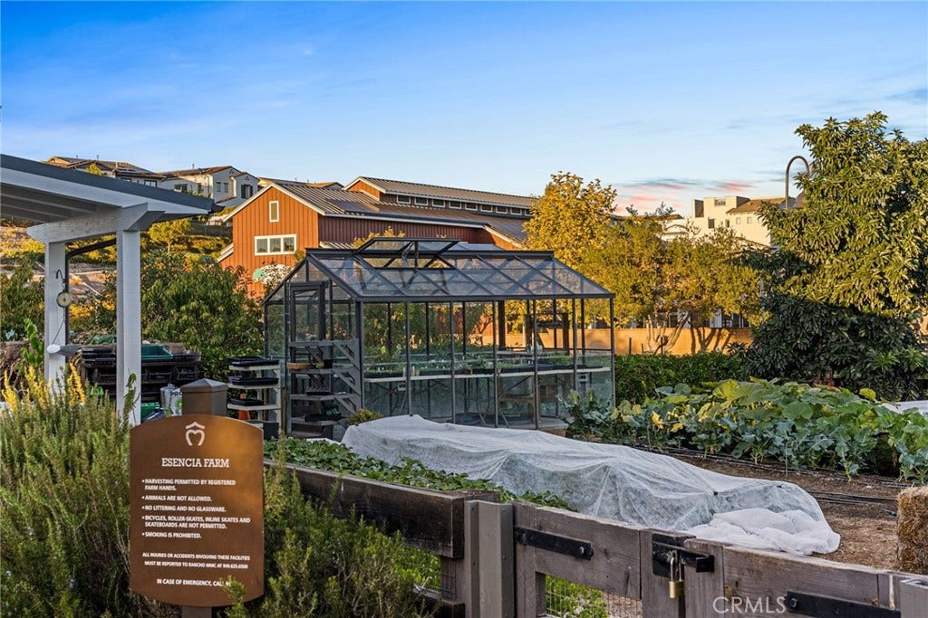 1300 Lasso, #203, Rancho Mission Viejo, CA 92694 1300 Lasso, #203, Rancho Mission Viejo, CA 92694