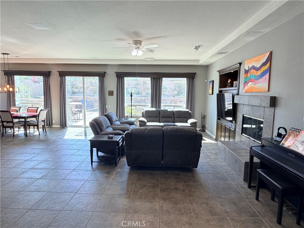 43607 Bordeaux, La Quinta, CA 92253 43607 Bordeaux, La Quinta, CA 92253