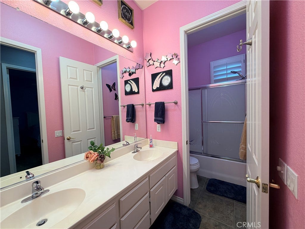 43607 Bordeaux, La Quinta, CA 92253 Hall Bathroom with dual sinks