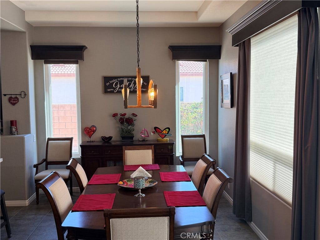 43607 Bordeaux, La Quinta, CA 92253 Dining Room