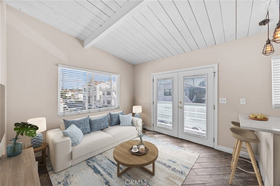 Property photo for 35 Argonne Avenue, #6, Long Beach, CA