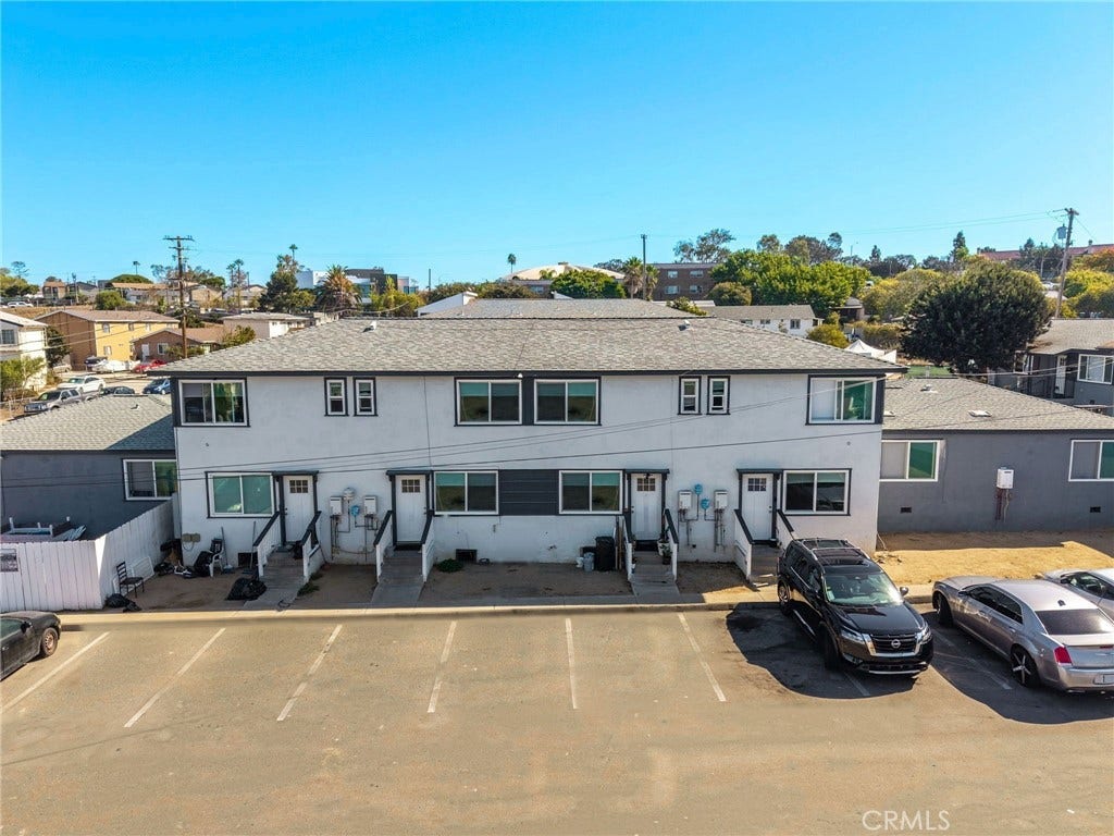 6701 Kelly, San Diego, CA 92111 6701 Kelly, San Diego, CA 92111