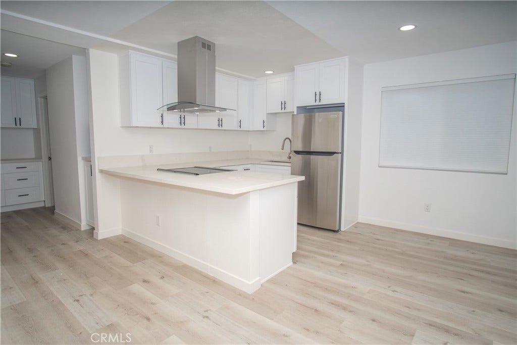 6701 Kelly, San Diego, CA 92111 6701 Kelly, San Diego, CA 92111