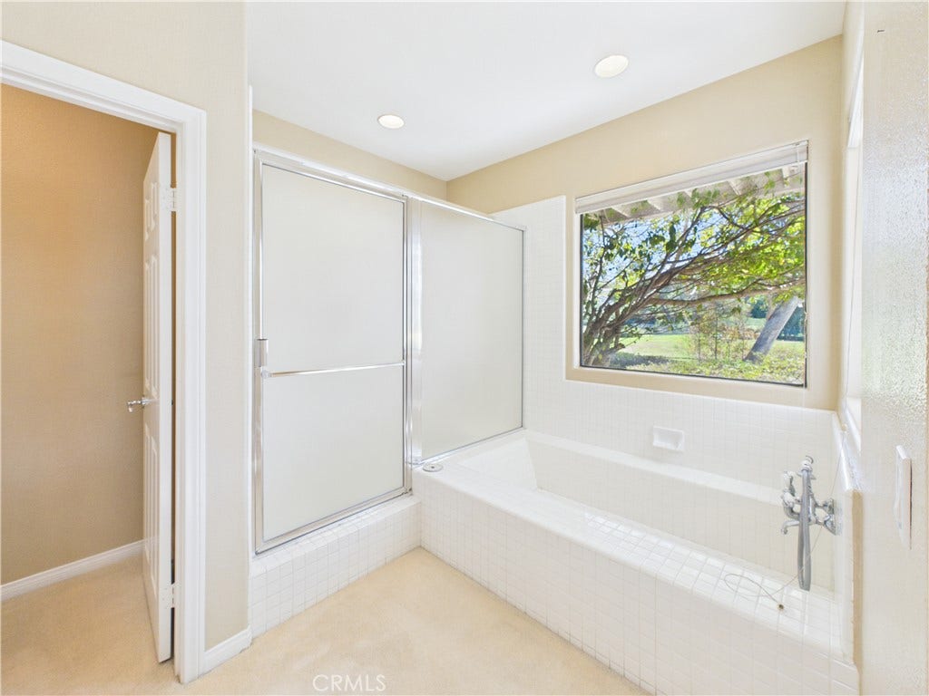 23534 Longmeadow, Mission Viejo, CA 92692 23534 Longmeadow, Mission Viejo, CA 92692