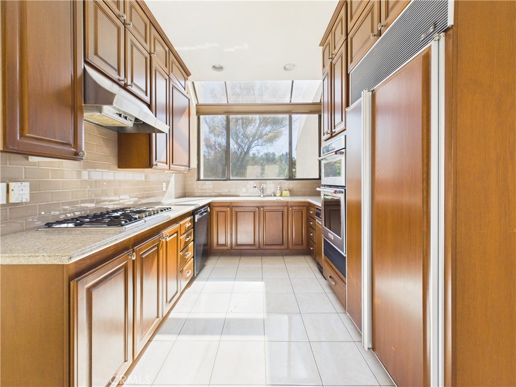 23534 Longmeadow, Mission Viejo, CA 92692 23534 Longmeadow, Mission Viejo, CA 92692