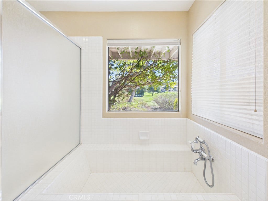 23534 Longmeadow, Mission Viejo, CA 92692 23534 Longmeadow, Mission Viejo, CA 92692