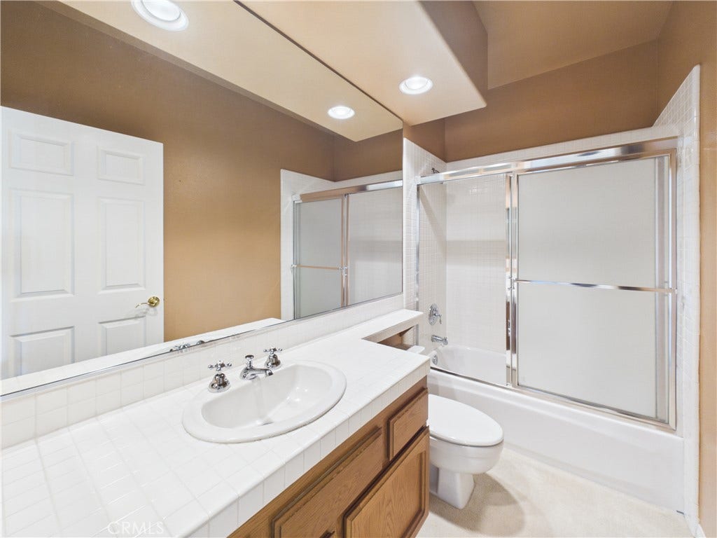 23534 Longmeadow, Mission Viejo, CA 92692 23534 Longmeadow, Mission Viejo, CA 92692