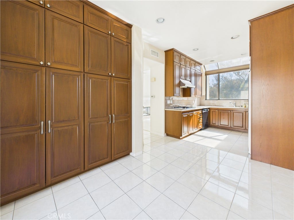23534 Longmeadow, Mission Viejo, CA 92692 23534 Longmeadow, Mission Viejo, CA 92692