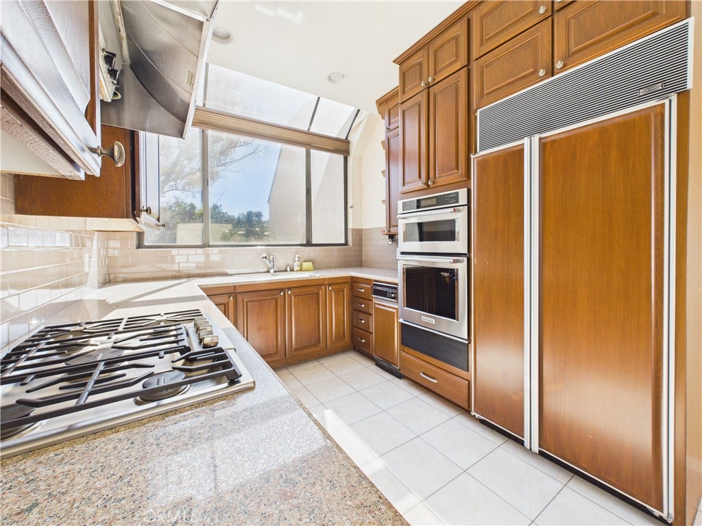 23534 Longmeadow, Mission Viejo, CA 92692 23534 Longmeadow, Mission Viejo, CA 92692