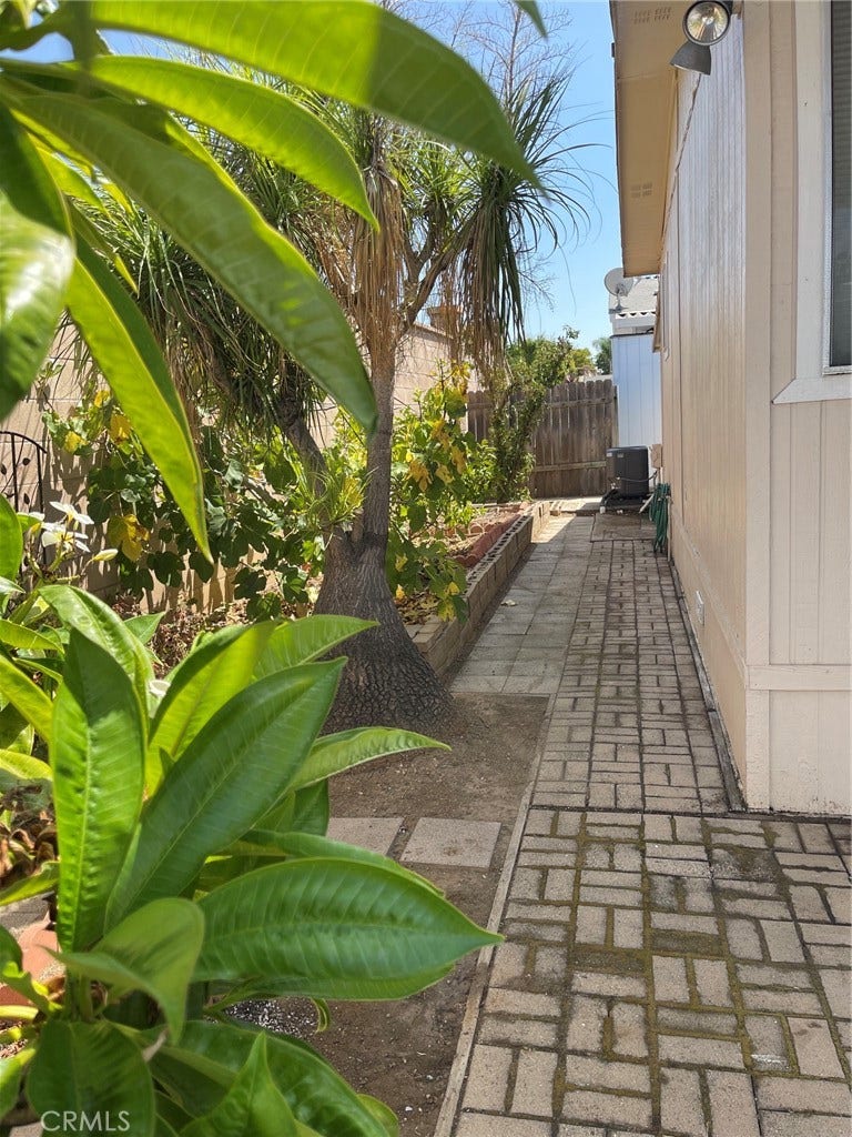 1219 E Barham Dr, #2, San Marcos, CA 92078 1219 E Barham Dr, #2, San Marcos, CA 92078