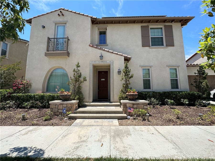Property photo for 18 Meadow Pl, Tustin, CA