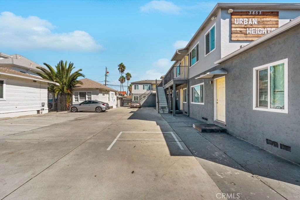 3853 Cherokee, San Diego, CA 92104 3853 Cherokee, San Diego, CA 92104