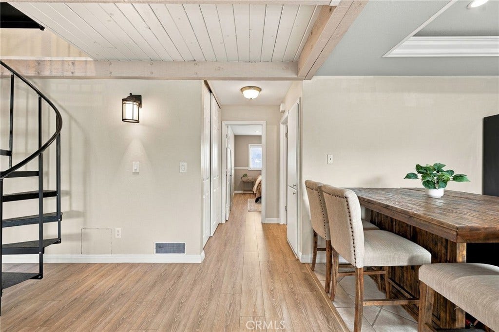 17042 Pacific Coast Highway, #201, Huntington Beach, CA 92649