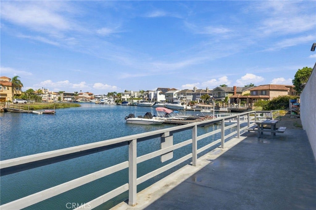Harbour Pacific sun deck for residents to enjoy